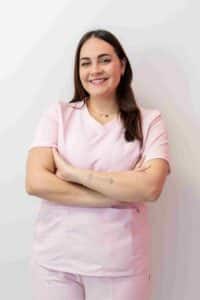 Ela Dunca higienista bucodental en Sanchís Picó Alcoy