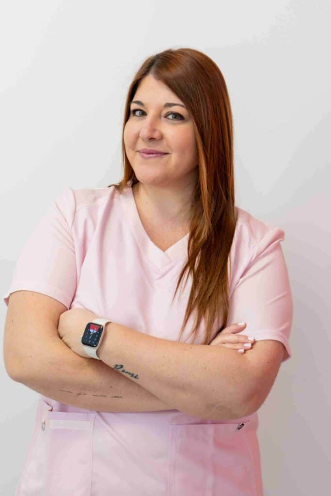 Carla Blandes higienista bucodental en Sanchís Picó Alcoy
